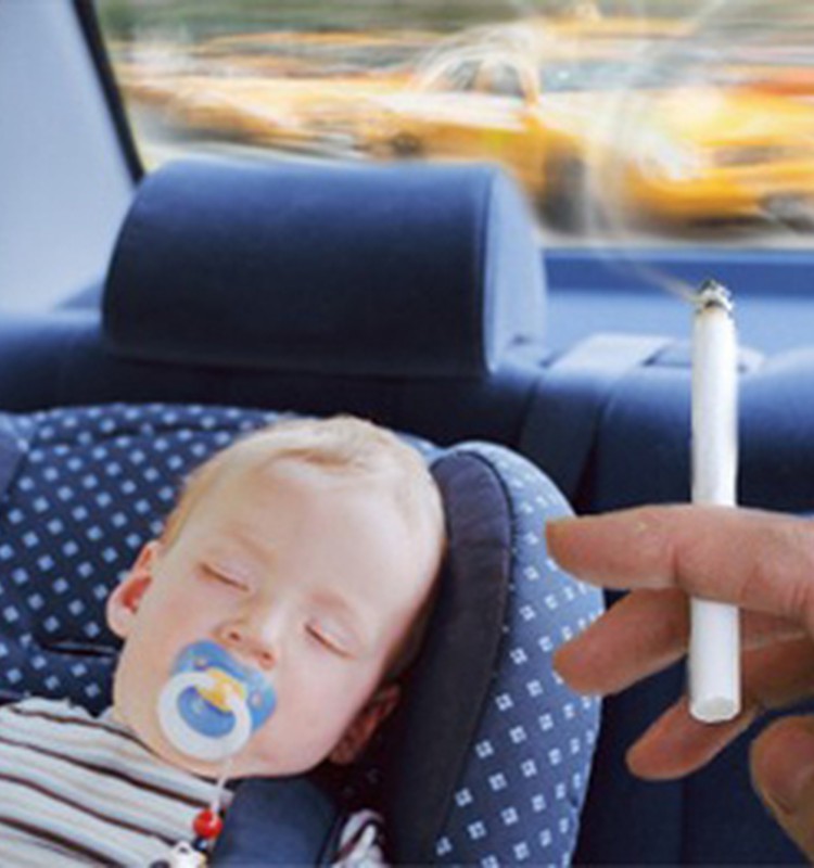 Cilvēktiesību komisija: smēķēšana bērnu klātbūtnē nav pieļaujama