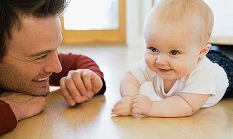 Pastāsti, kāpēc Tava mazuļa tētis ir vislabākais, un laimē!