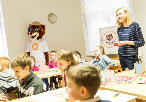 Gudri padomi vecākiem, kā bērnam iemācīt skaitīt naudu