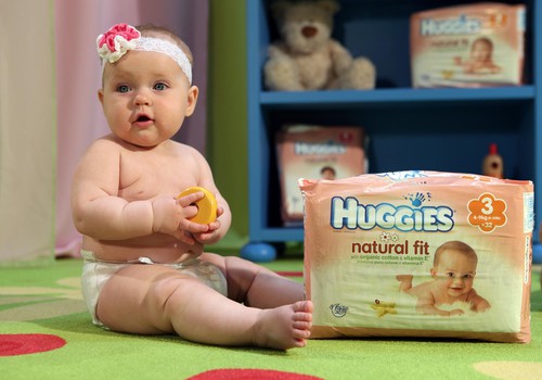 Huggies® Natural Fit - augstākās klases autiņbiksītes, jaunums Latvijā!