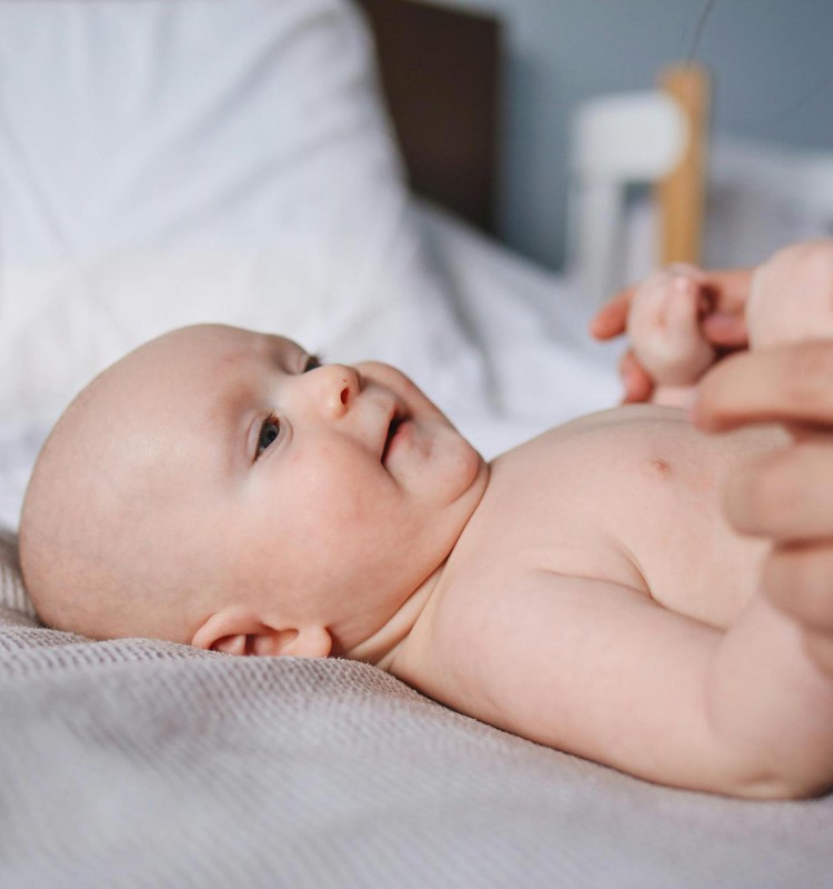 Pērn katras 20. dzemdības notikušas valsts apmaksātas medicīniskās apaugļošanas rezultātā