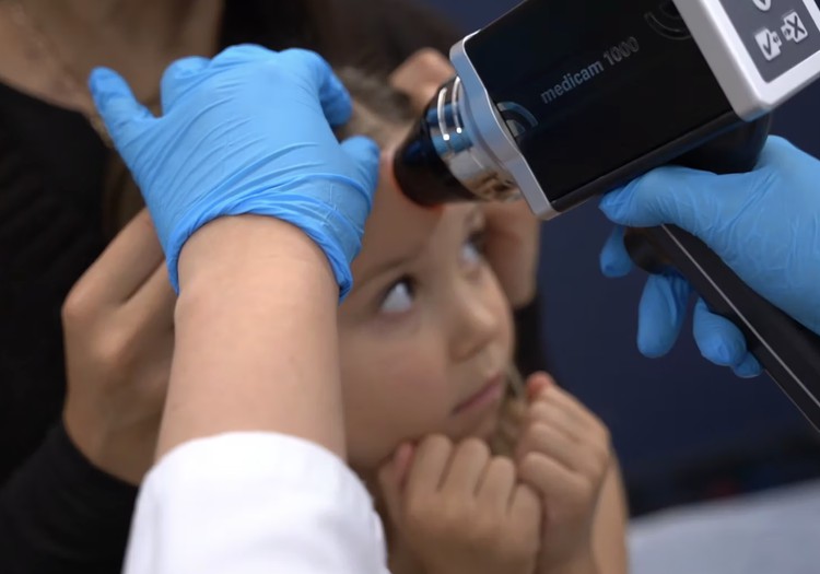 Kādos gadījumos obligāti jāpārbauda bērna dzimumzīmes?