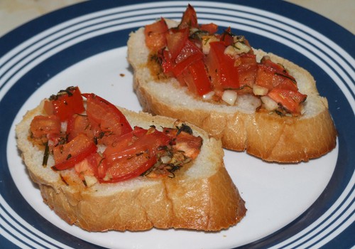 Bruschetta ar tomātiem