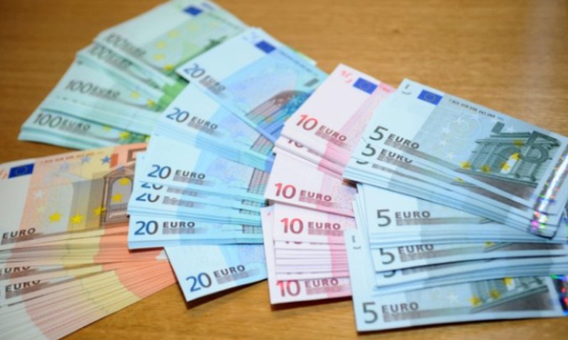 Paldies, ka atrādījāt savus pirmos EIRO pirkumus!