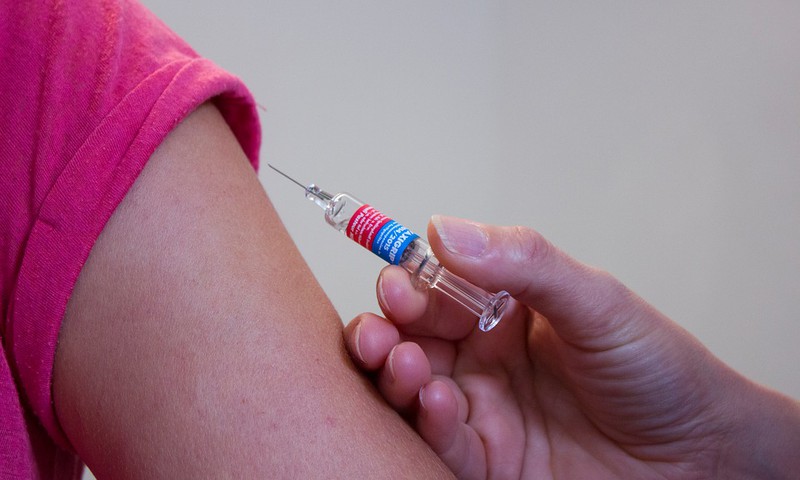 Satraucoši: Ar masalām pasaulē slimo aizvien biežāk, bet vakcinēšanas rādītāji kļūst aizvien sliktāki