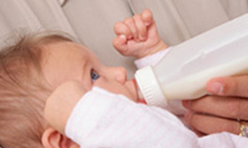 Piens — galvenais enerģijas un uzturvielu avots zīdainim 