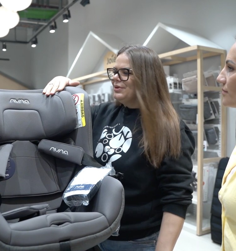 Mamma testē: Izvēlamies Superbēbītei jaunu autokrēsliņu