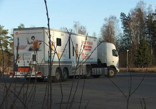 Novembrī “McDonald’s” izvirza mērķi savākt 25 000 eiro bērnu veselības aprūpei