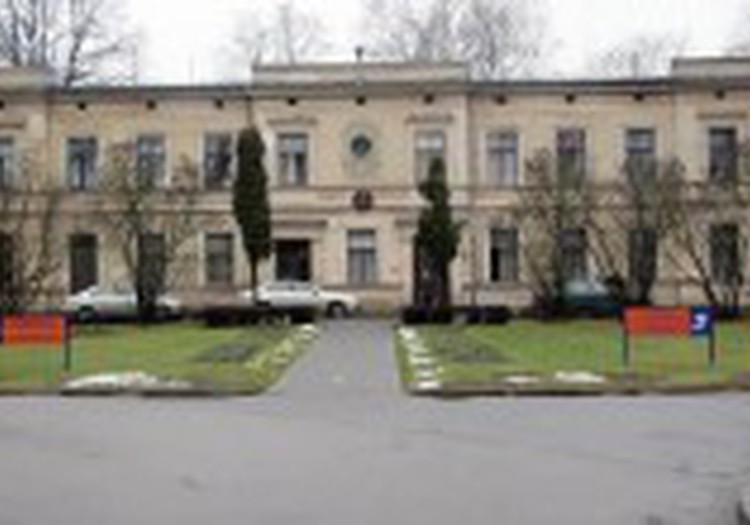 Bērnu slimnīcā pamests pusgadu vecs mazulis
