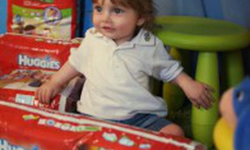Huggies Party for Everebody