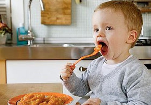 APTAUJA: kādu ietekmi uz Tavu bērnu atstāj pārtikas produktu reklāmas?