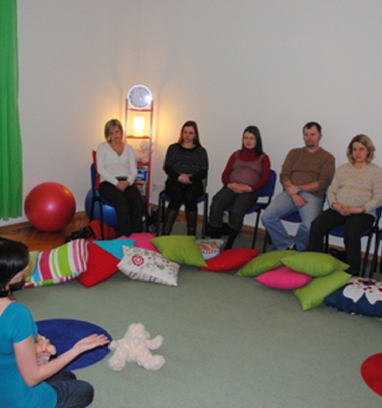 Kas notiek grūtnieču hendlingā? Ieskaties fotoreportāžā