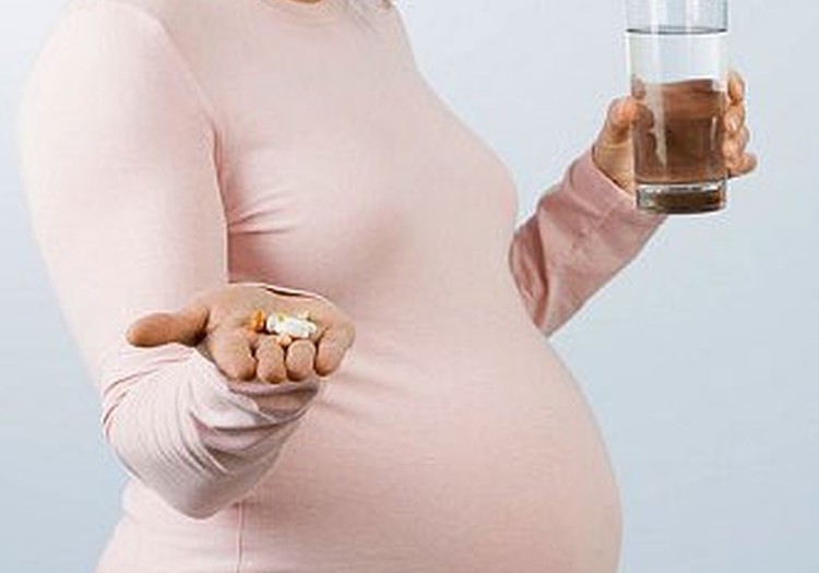 Maria Pregnancy Plus vitamīnus iegūst..