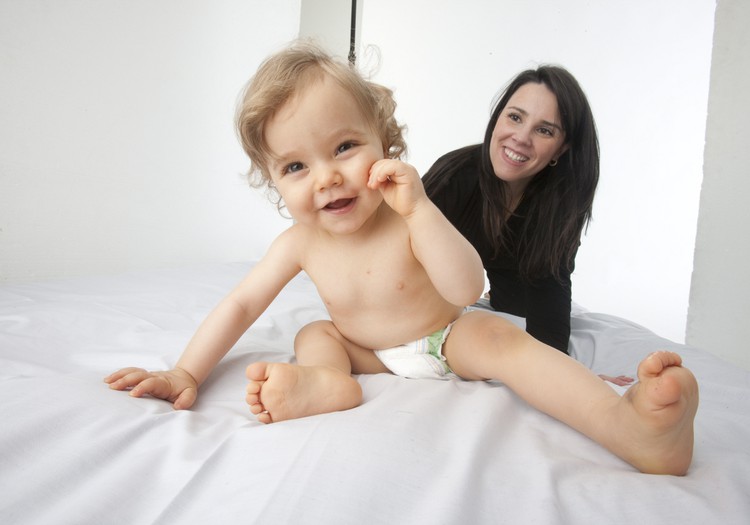 1,2,3- Huggies® Little Walkers® autiņbiksītes ir uzvilktas!