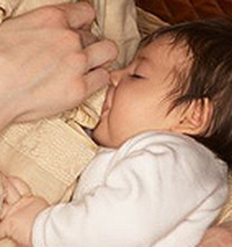 Noslēdzies stāstu konkurss par krūts barošanu!