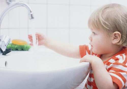 Kā bērnudārzniekiem interesantā veidā iemācīt mazgāt rokas? Piedalies konkursā!
