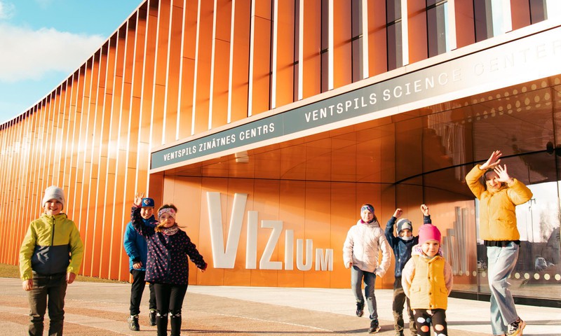 Ventspils zinātnes centrs VIZIUM – lielisks galamērķis   izzinošām un aizraujošām brīvdienām visai ģimenei