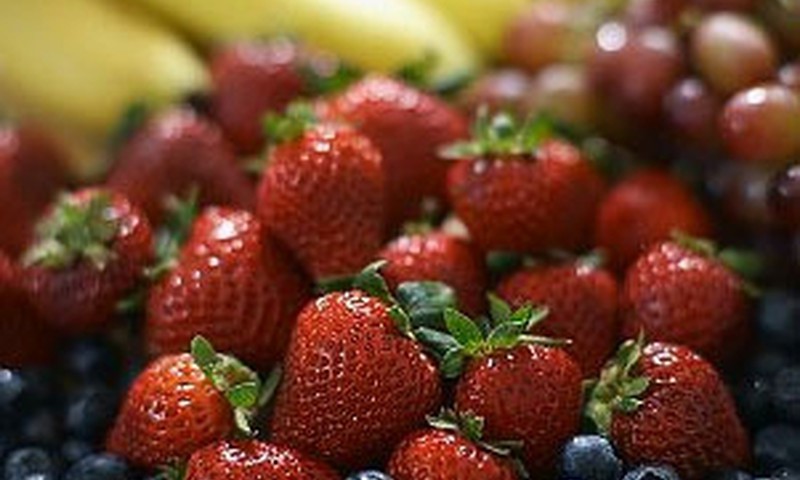 Augļi un ogas jāēd katru dienu!