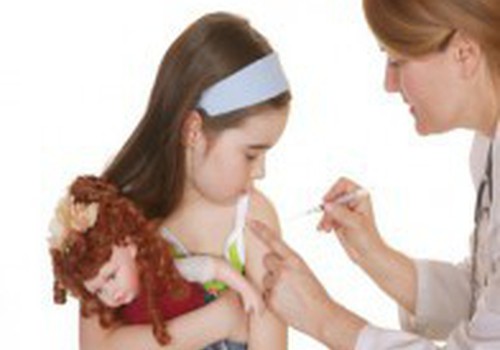 APTAUJA: Lielākā daļa atbalsta HPV vakcīnas iekļaušanu vakcinācijas kalendārā