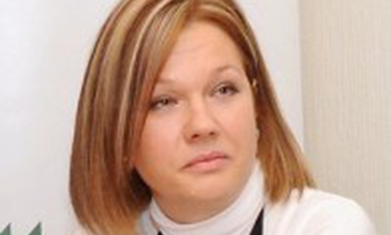 Jurševska: astoņu latu pabalsts jāmaksā visām ģimenēm