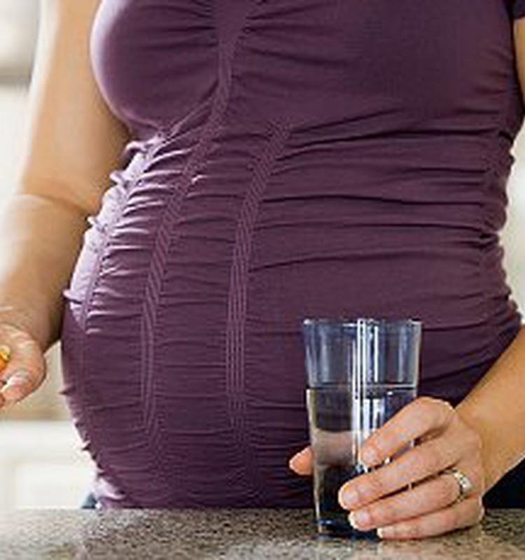 Vai vitamīnus jālieto tikai grūtniecības pēdējā trimestrī?