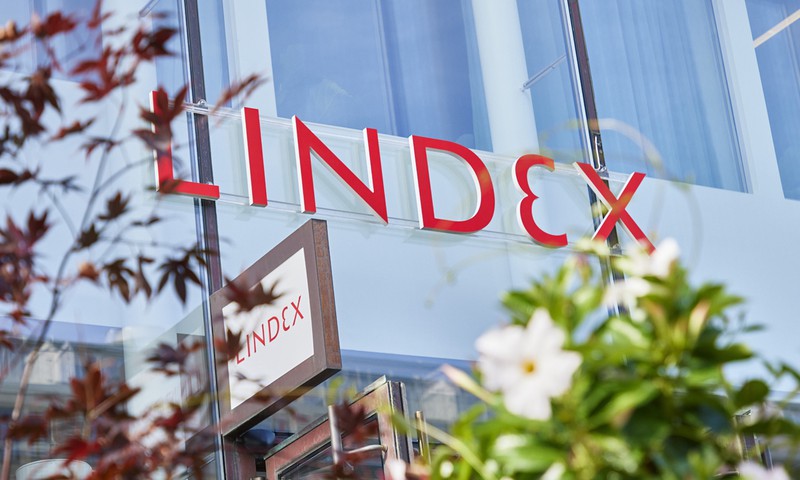 Lindex atklās jaunu veikalu tirdzniecības centrā Galleria Riga
