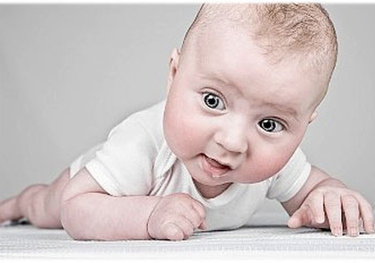 JOHNSON’S® Baby eļļa: droša un klīniski apstiprināta formula