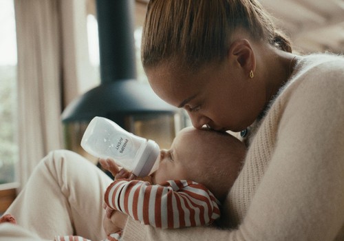 Philips Avent radījis unikālu jaunas tehnoloģijas mazuļu pudelīti, kas maksimāli pietuvināta krūts zīdīšanai