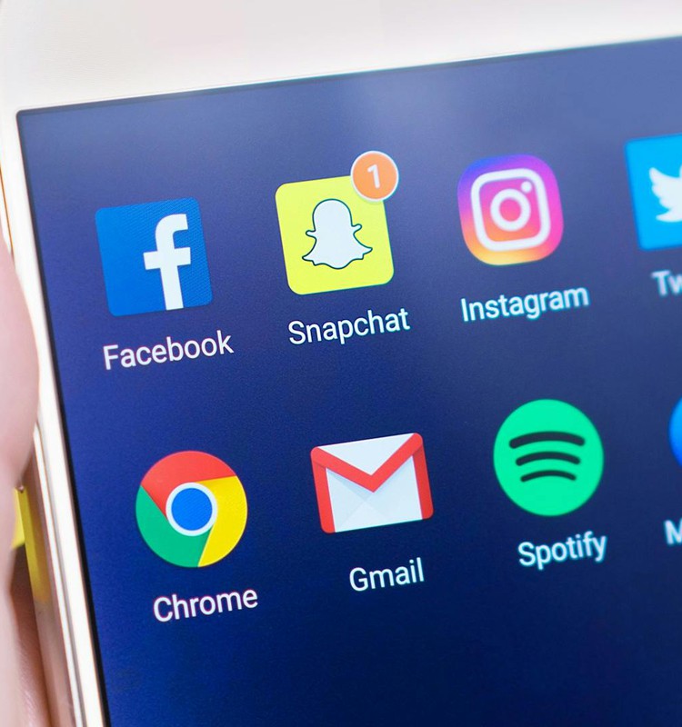Ko paredz pusaudžu konti sociālo mediju platformās?
