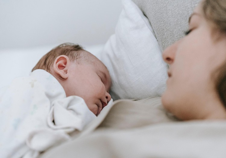 Vecmāte atbild: Vai iepriekš var rezervēt pēcdzemdību palātu?