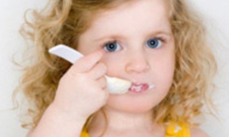 Kā nodrošināt nepieciešamo kalcija daudzumu bērna organismā?