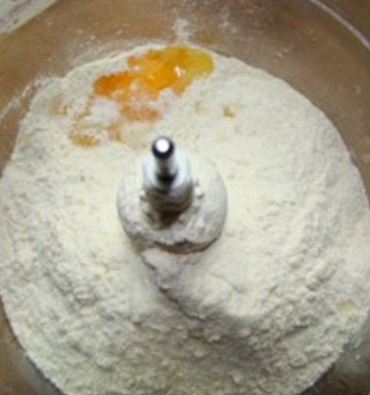 Raibie svētku pelmeņi