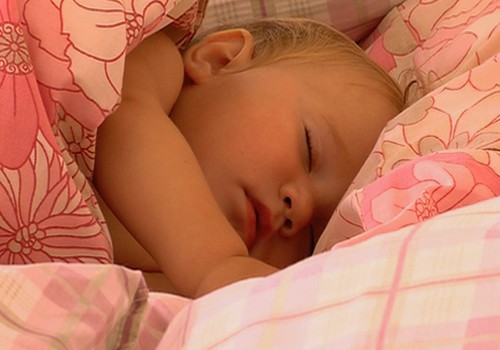 VIDEO: kā veidojas mazuļa miega režīms?