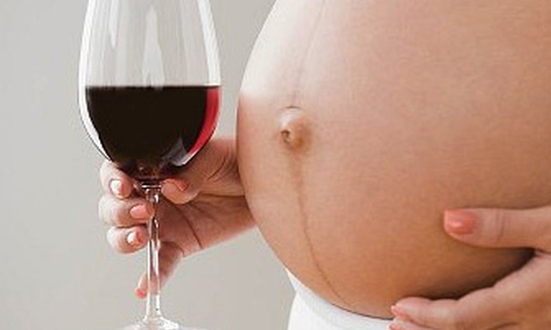 No kādiem dzērieniem grūtniecības laikā būtu jāizvairās?