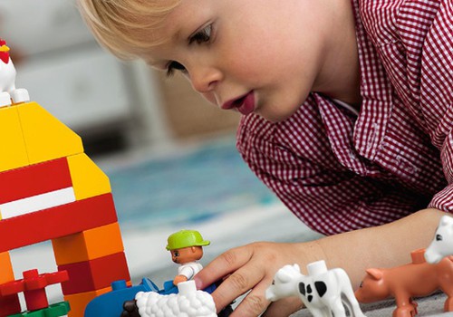 Piedalies aptaujā, dalies pieredzē un tiec pie balvas no LEGO Duplo!