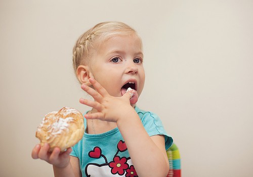 Vecāku loma meiteņu dzimumaudzināšanā