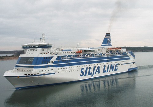 Uz pasažieru prāmja "Silja Festival" norisinās dzemdības; piedzimis puisītis