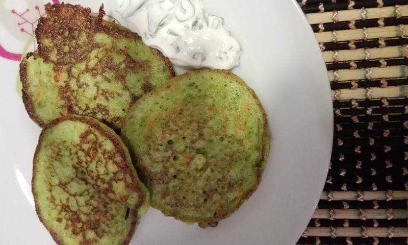 Dārzeņu pankūciņas ar gurķu mērci