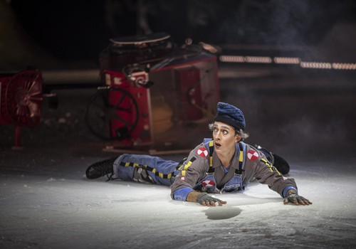 Lielā pieprasījuma dēļ Cirque du Soleil paziņo par CRYSTAL papildizrādi.  CRYSTAL – tā ir pirmā akrobātiskā izrāde uz ledus Latvijā