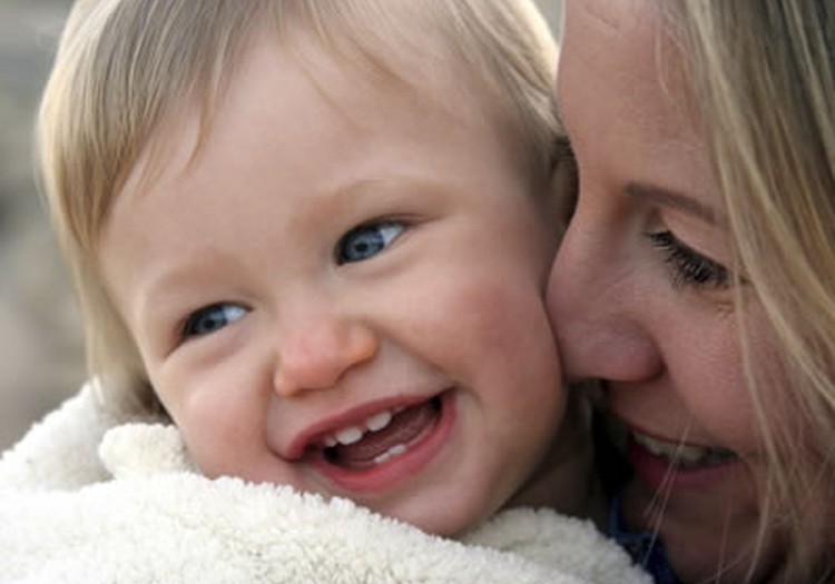 Veicini bērna attīstību ar dziesmām