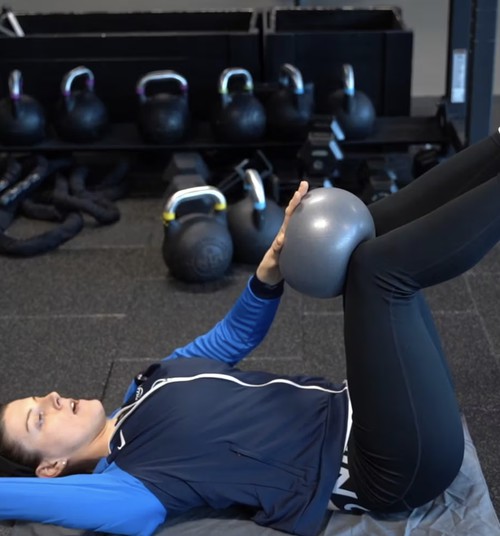 Vingrojumi jaunajai māmiņai, kurus vari izpildīt mājas apstākļos