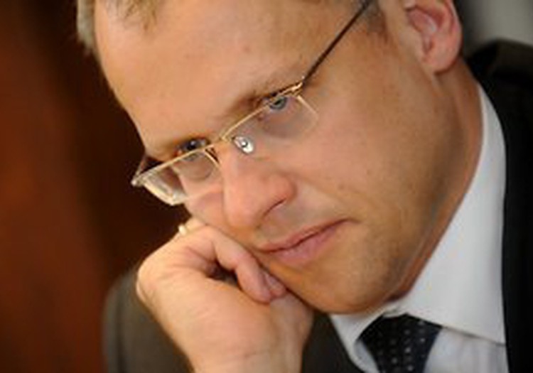 Bārzdiņš ietaupījumus no veselības aprūpes reformām vēlētos novirzīt neauglības ārstēšanai