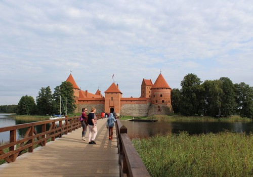 Atvadas no vasaras - Ezera pils Trakai (Lietuva)