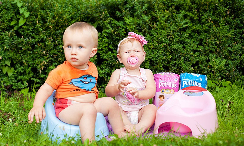 Piesaki savu mazuli uzsūcošo podiņmācības biksīšu Huggies® Pull-Ups® testam!
