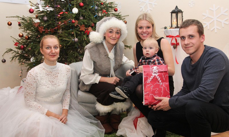 Jautrie Ziemassvētki Māmiņu Klubā: foto no 20., 21., 22.decembra pasākumiem! Ielādē bildes->>>