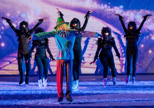 Ledus šovs “Sapņu Zemes Burvis”