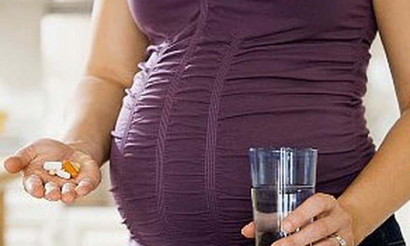 Grūtniecēm un sievietēm pēcdzemdību periodā 25% apmērā kompensēs recepšu zāļu iegādi