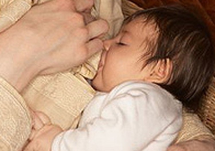 Noslēdzies stāstu konkurss par krūts barošanu!