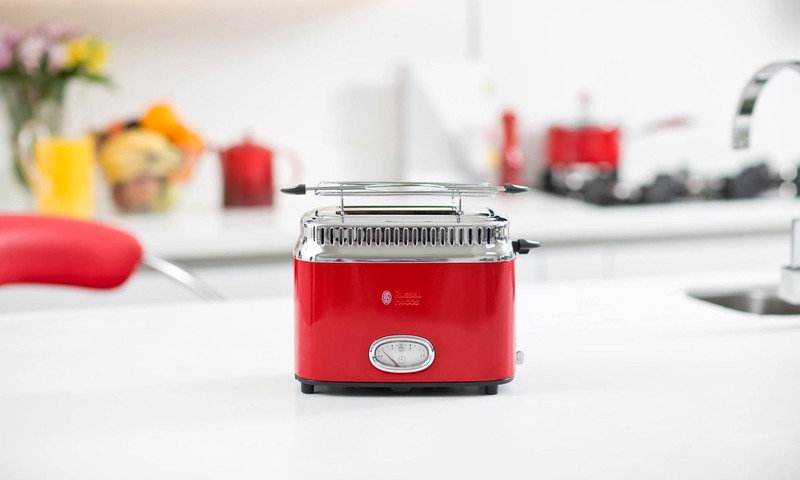 Facebook KONKURSS: Laimē Russell Hobbs tosteri!