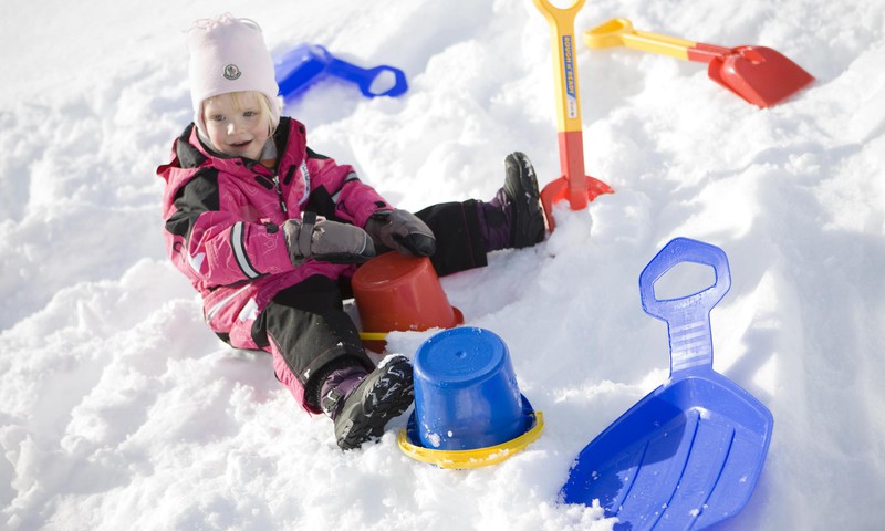 Spēles bērniem ziemā - jautrākai laika pavadīšanai ārā